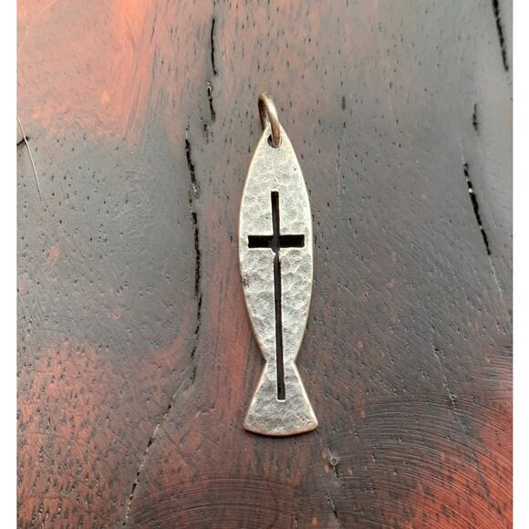 Retired James Avery Sterling Silver Hammered Ichthys Fish Pendant - Picture 1 of 5